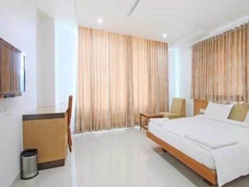 Fabhotel Syberitic Suites Gachibowli - Fully Vaccinated Staff Kondapur  Екстериор снимка